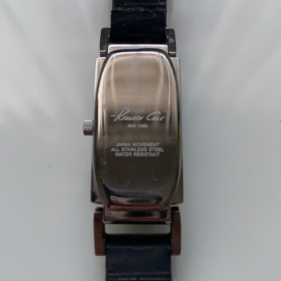 Kenneth Cole Watch - Picture 3 of 6